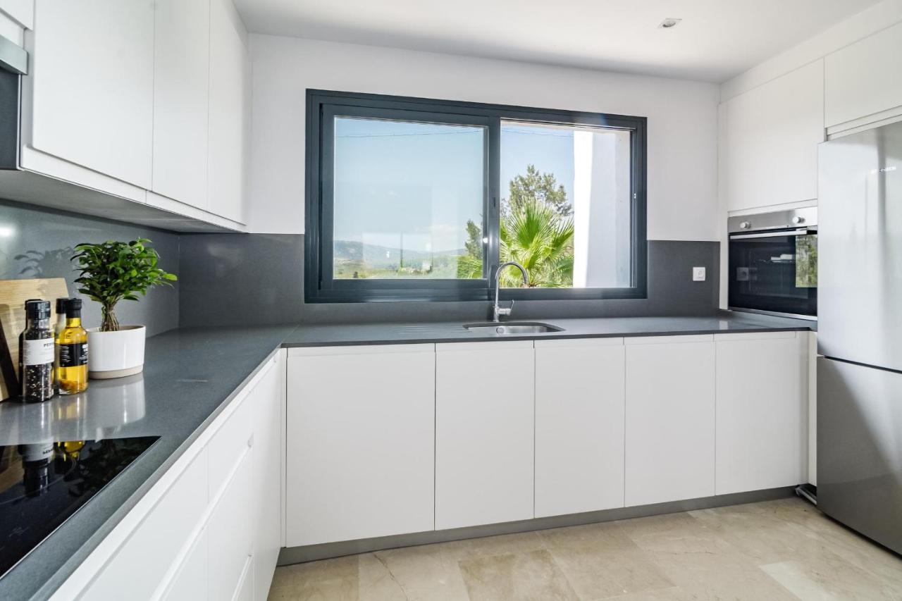 Djc - Modern 2 Bedroom Apartment Close To Beach Casares Exterior photo