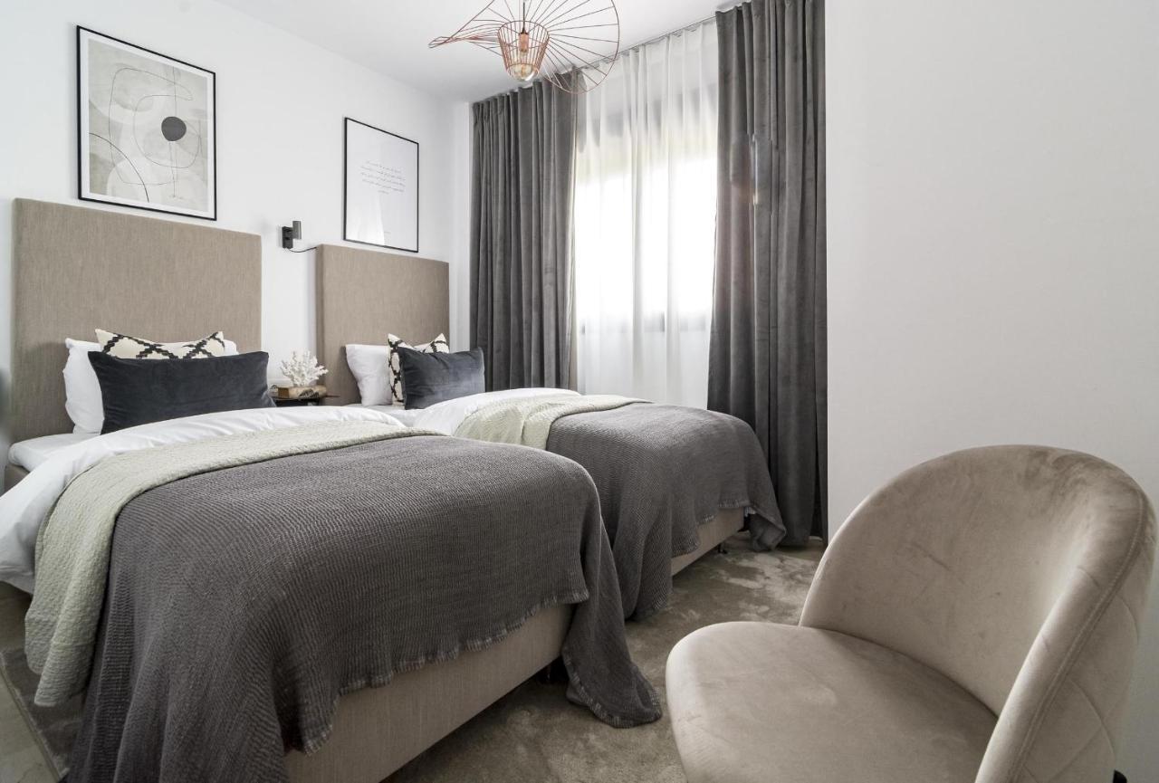 Djc - Modern 2 Bedroom Apartment Close To Beach Casares Exterior photo